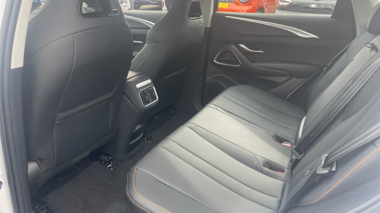 BYD Sealion 5 1.5 DM-i Comfort 5dr Auto Estate